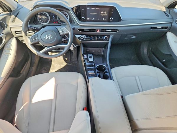 2023 HYUNDAI SONATA SE