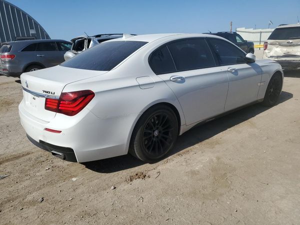 2014 BMW 750
