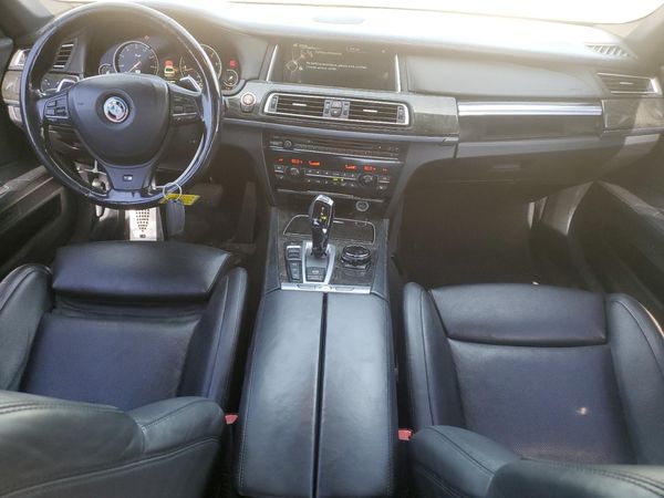 2014 BMW 750