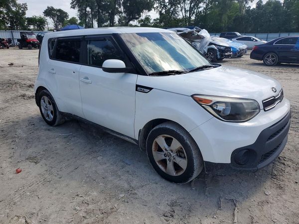 2018 KIA SOUL Base