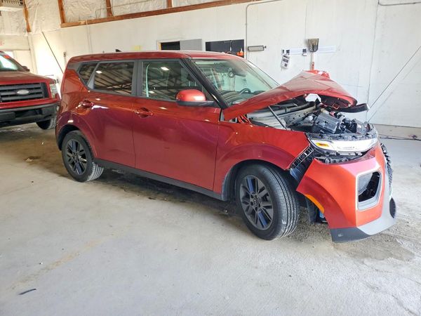 2021 KIA SOUL LX, S, X-Line — Passenger 3/4