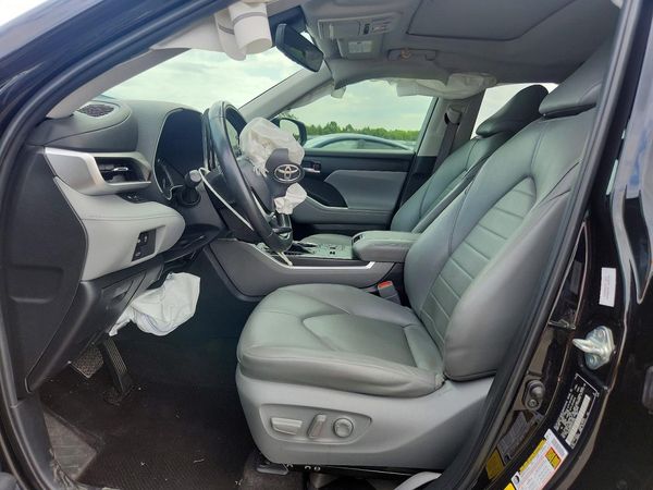 2023 TOYOTA HIGHLANDER