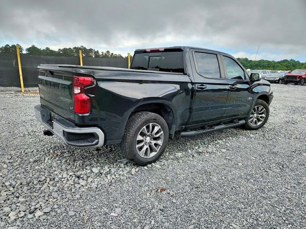 2022 CHEVROLET SILVERADO LT