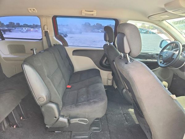 2015 DODGE GRAND CARAVAN SE