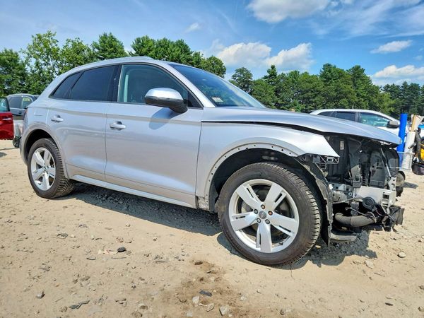 2018 AUDI Q5 quattro Premium