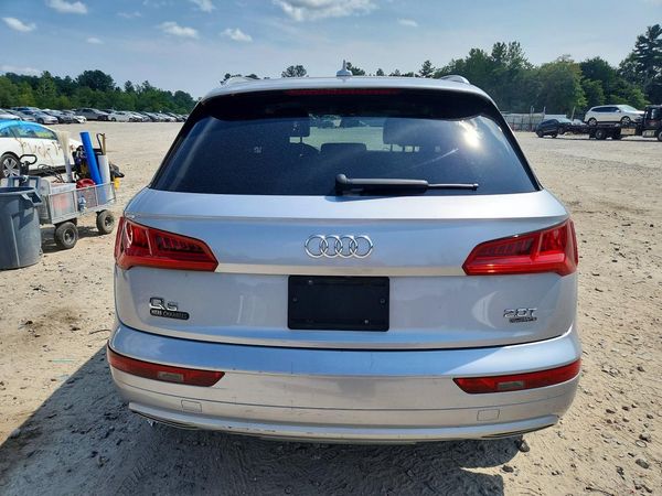 2018 AUDI Q5 quattro Premium