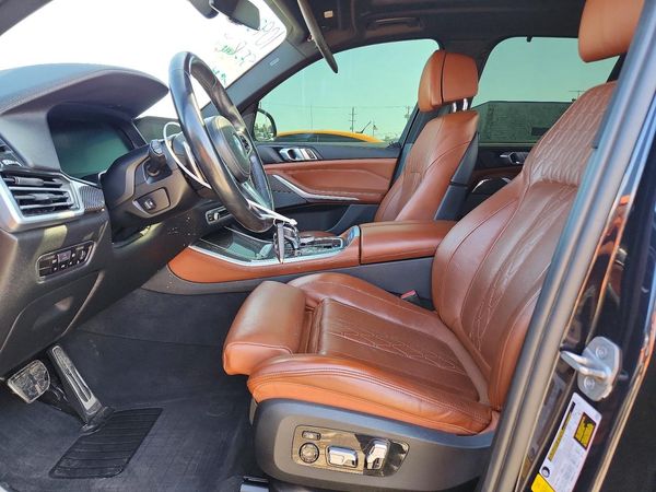 2022 BMW X5 M50i