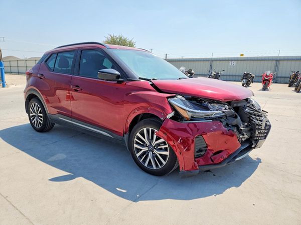 2023 NISSAN KICKS SR