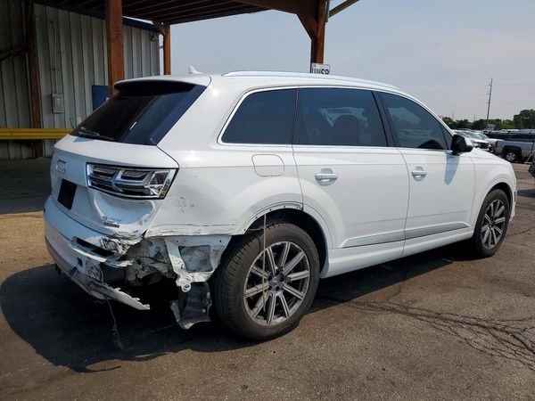 2018 AUDI Q7 quattro Prestige