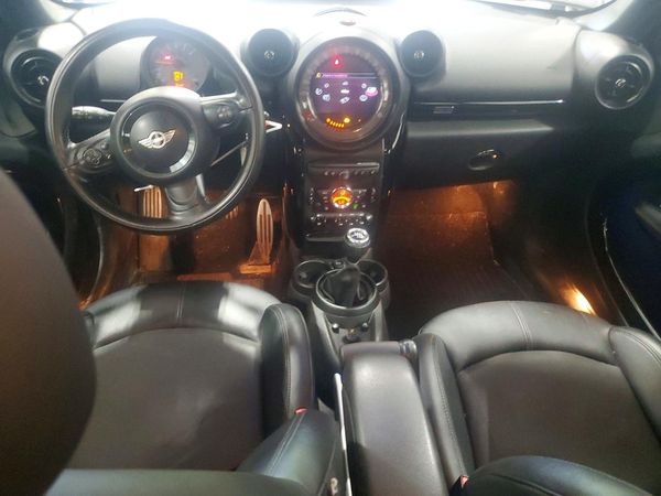 2016 MINI COOPER