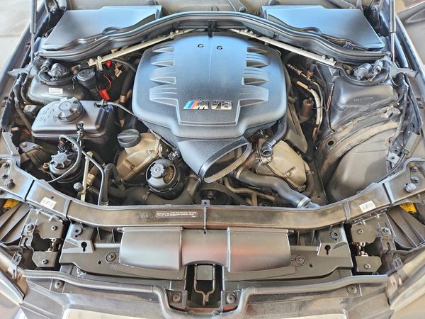 2013 BMW M3 — Engine bay