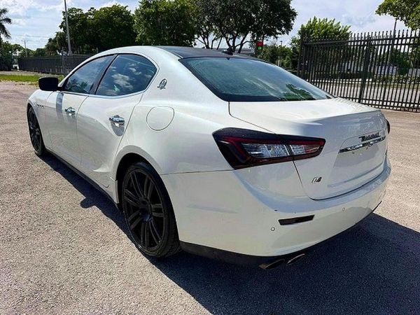 2014 MASERATI GHIBLI