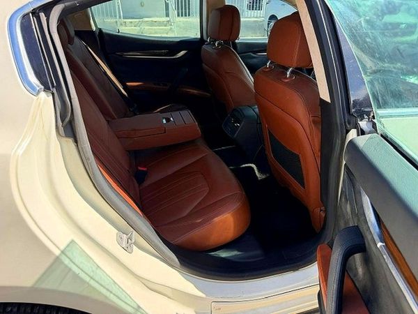 2014 MASERATI GHIBLI