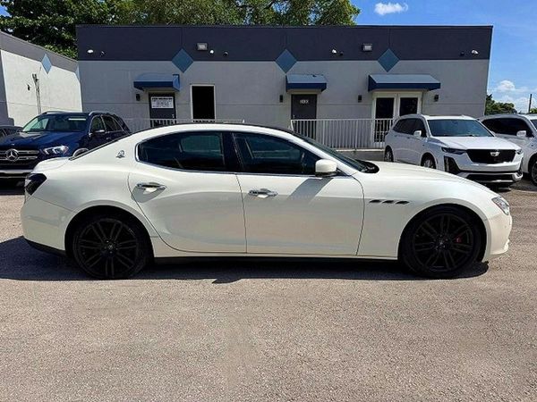 2014 MASERATI GHIBLI
