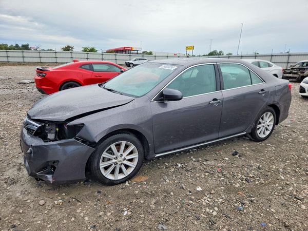 2012 TOYOTA CAMRY