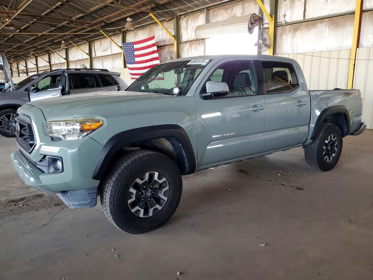 2022 TOYOTA TACOMA SR5