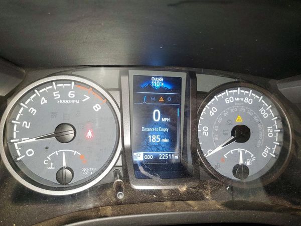 2022 TOYOTA TACOMA SR5