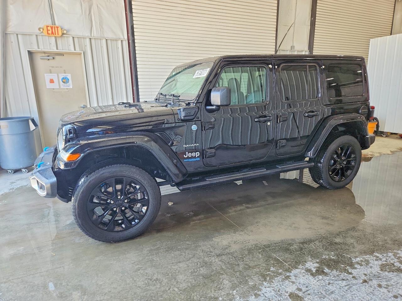 2022 JEEP WRANGLER UNLIMITED SAHARA 4XE