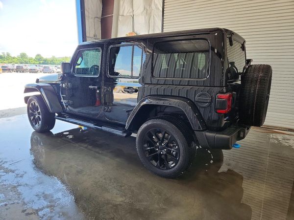 2022 JEEP WRANGLER UNLIMITED SAHARA 4XE