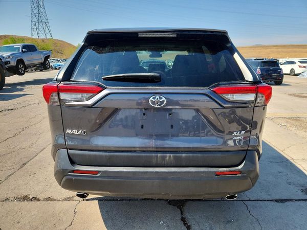 2019 TOYOTA RAV4