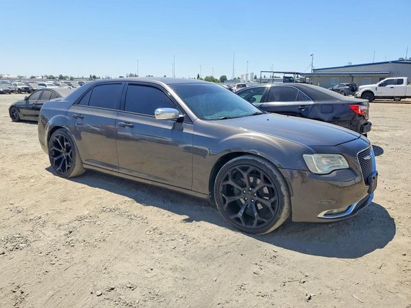 2016 CHRYSLER 300 300C — Passenger 3/4
