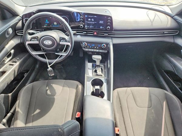 2021 HYUNDAI ELANTRA SEL w/ Premium Pkg