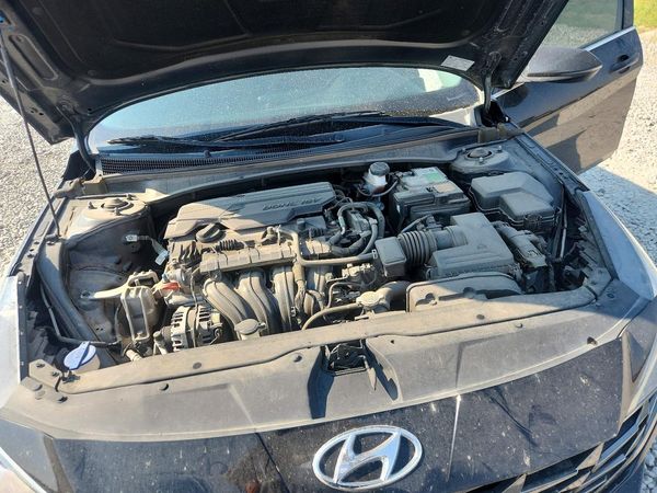 2021 HYUNDAI ELANTRA SEL w/ Premium Pkg