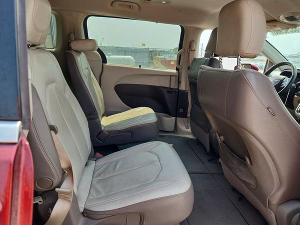2017 CHRYSLER PACIFICA Touring L