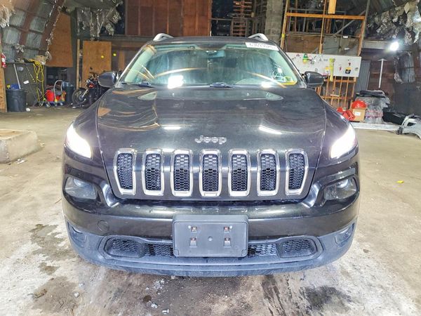 2015 JEEP CHEROKEE LATITUDE 4X4