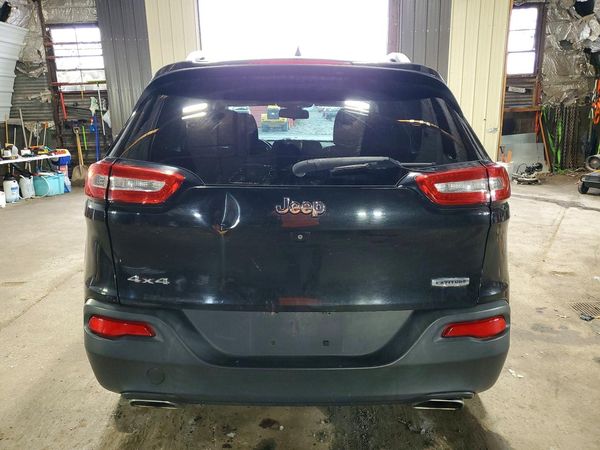 2015 JEEP CHEROKEE LATITUDE 4X4