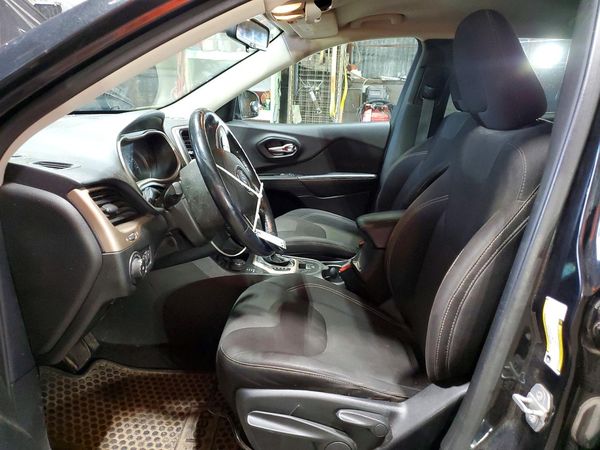2015 JEEP CHEROKEE LATITUDE 4X4