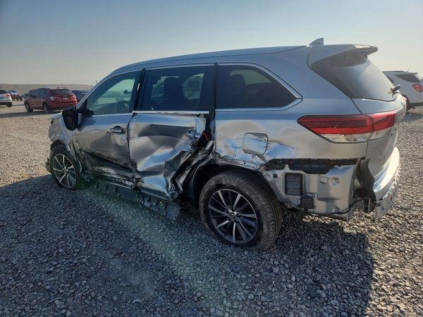 2017 TOYOTA HIGHLANDER SE/XLE