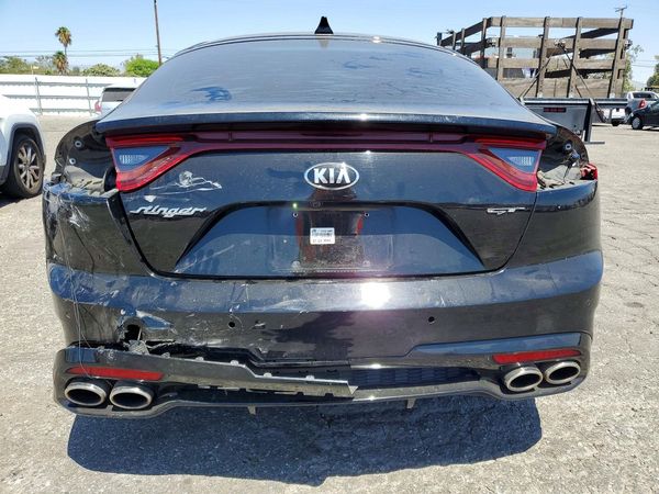 2019 KIA STINGER
