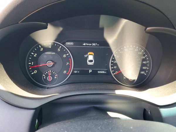 2019 KIA STINGER