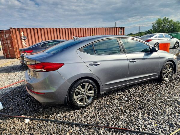 2018 HYUNDAI ELANTRA