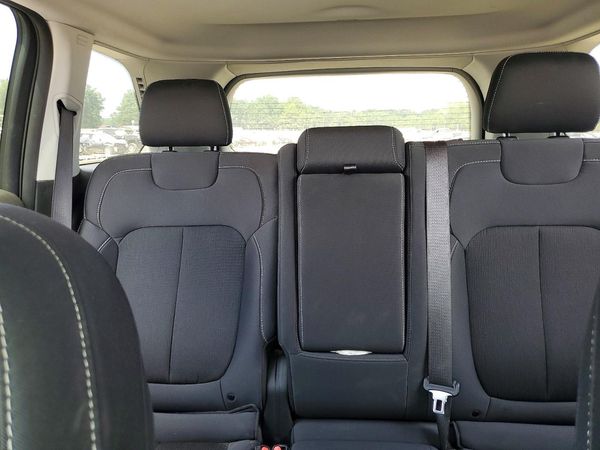 2023 JEEP GRAND CHEROKEE Laredo, Altitude