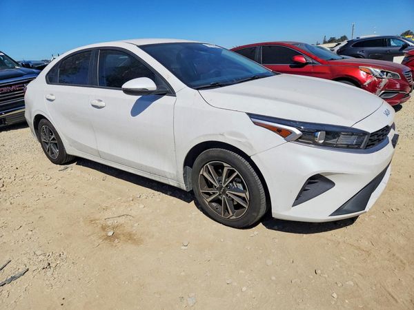 2022 KIA FORTE FE, LXS — Passenger 3/4
