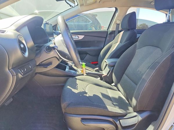 2022 KIA FORTE FE, LXS — DENT