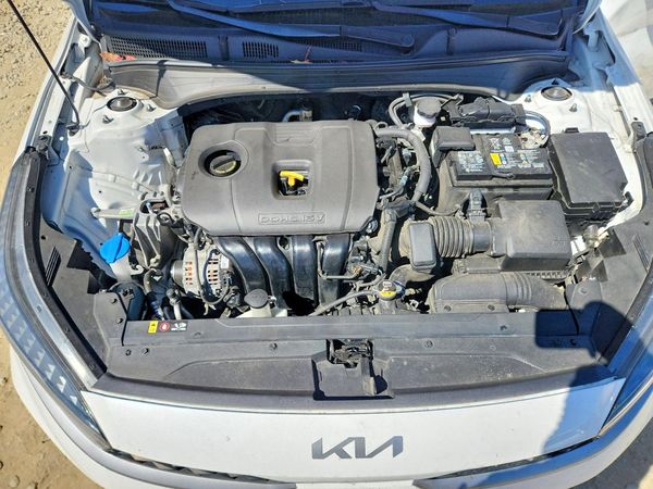 2022 KIA FORTE FE, LXS — Engine bay