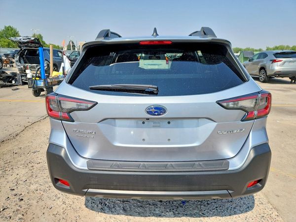 2024 SUBARU OUTBACK Premium