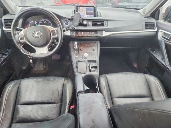 2013 LEXUS CT 200h