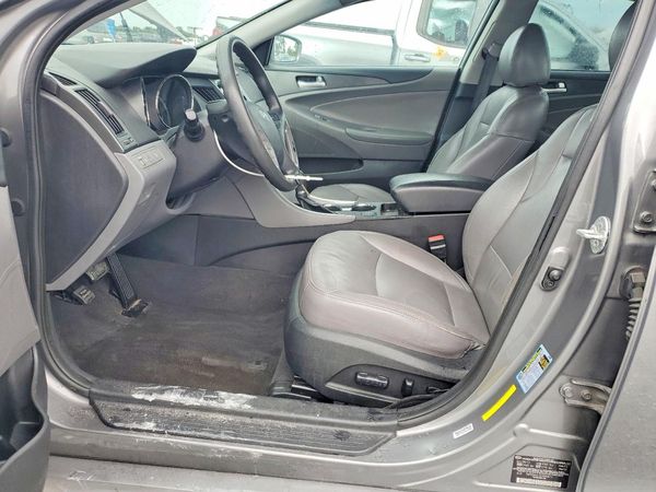 2014 HYUNDAI SONATA