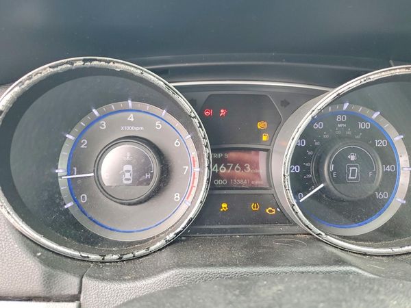 2014 HYUNDAI SONATA