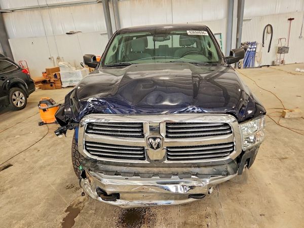 2013 RAM 1500 SLT