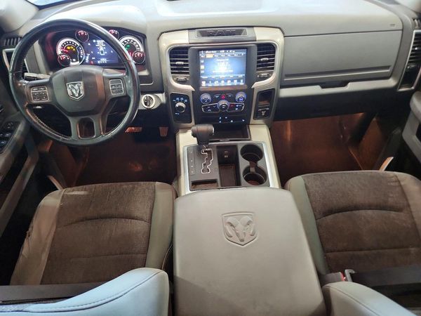 2013 RAM 1500 SLT
