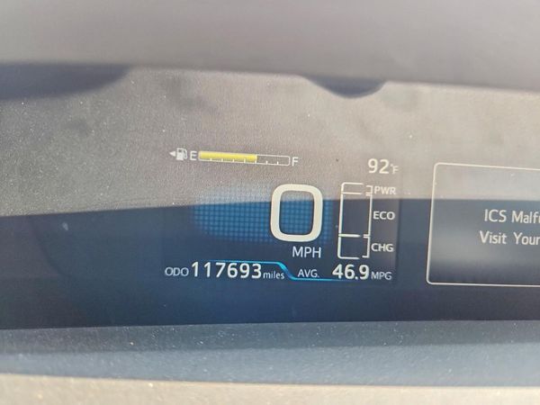 2016 TOYOTA PRIUS