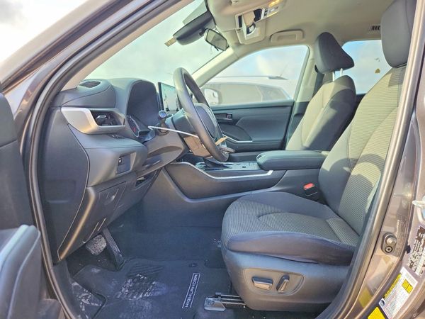 2021 TOYOTA HIGHLANDER