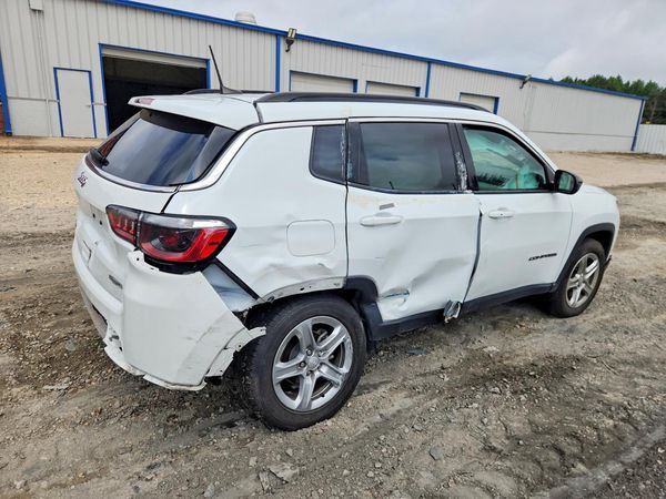 2023 JEEP COMPASS North, Latitude