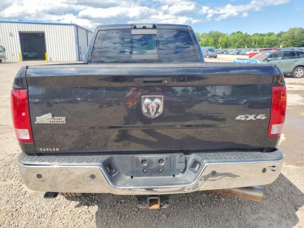 2018 RAM 2500 SLT CREW CAB 4X4
