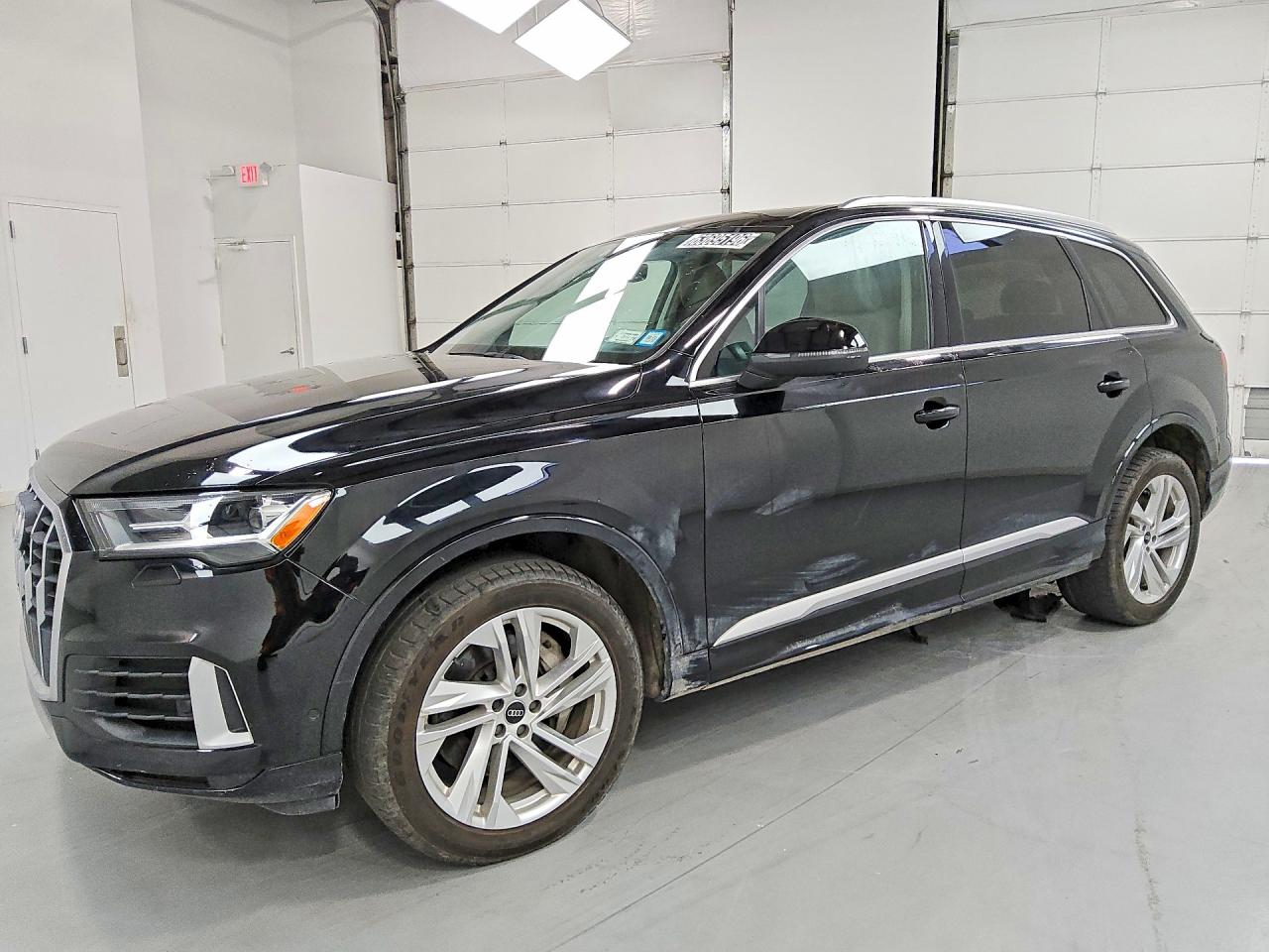 2021 AUDI Q7 quattro Premium Plus
